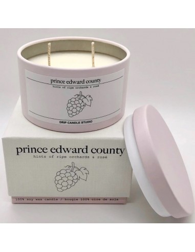 Prince Edward County Soy Candle 8oz (Ripe Orchards & Rosé) est présent 