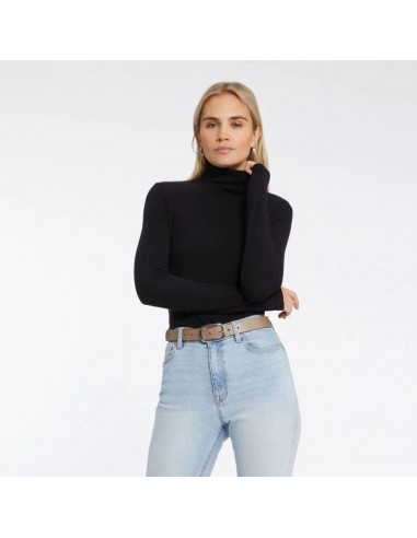 Essential Turtleneck (Black) Véritable concentré