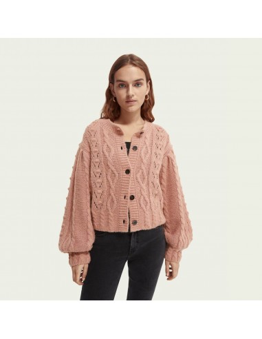 Cable Knit Relaxed Fit Cardigan (Pink Rose Melange) s'inspire de l'anatomie humaine