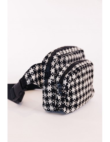 Baggu Fanny Pack in Black & White Pixel Gingham d'Europe débarque