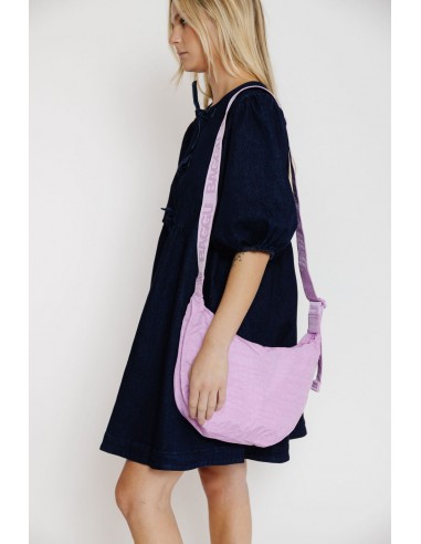 Baggu Medium Nylon Crescent Bag in Peony Economisez 